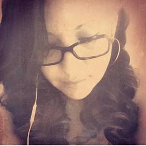 Meet your Posher, Kandy